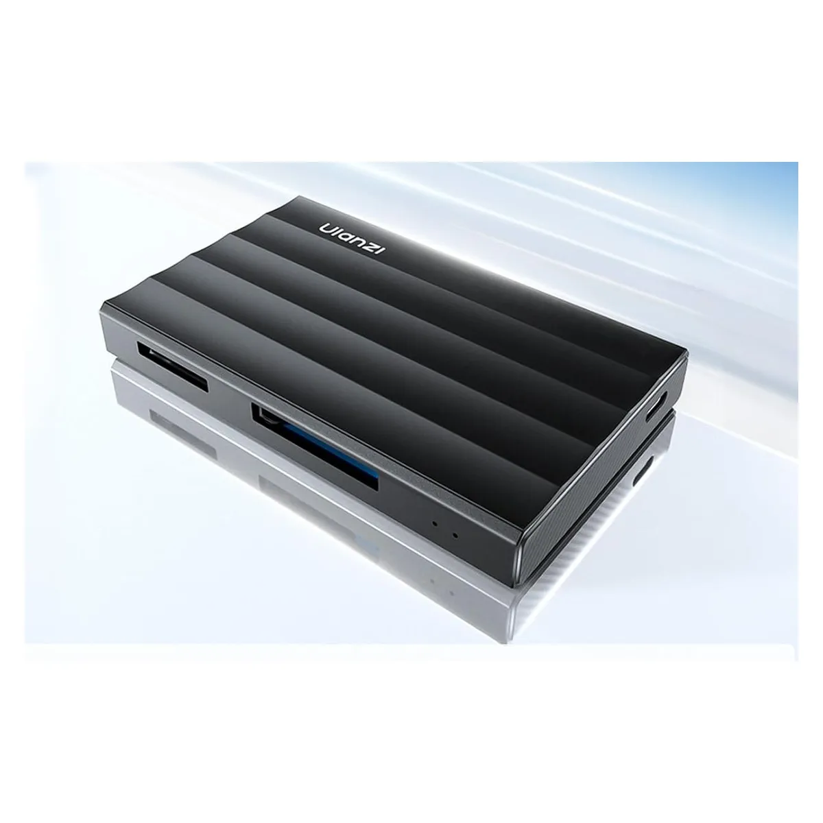 ULANZI DC04 card reader showing the SD and microSD slots and the two USB-C ports.