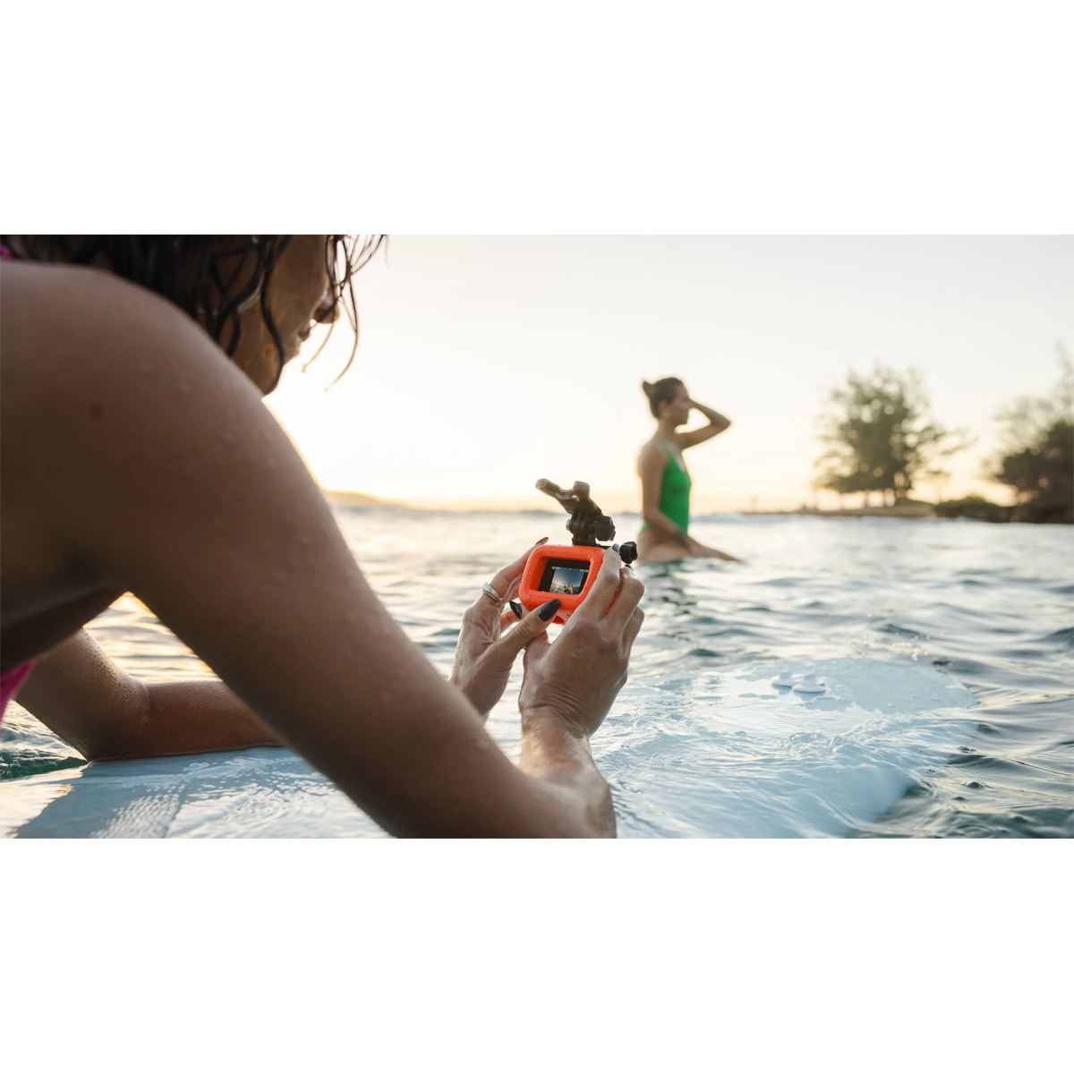 GoPro Floaty for HERO (2024)/Lit Hero surfing with a Bite Mount fitted (not included).